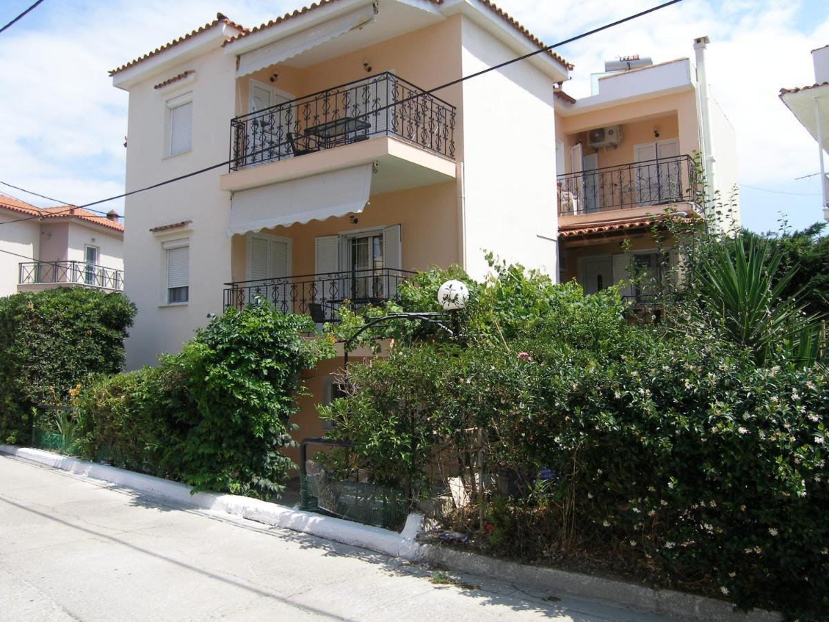 Efi Apartments Myrina Esterno foto
