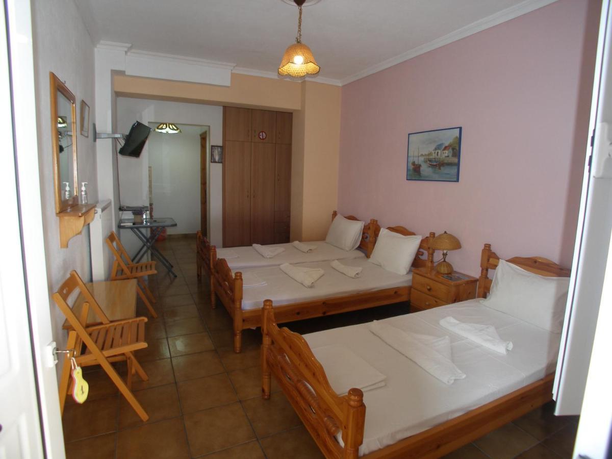 Efi Apartments Myrina Esterno foto